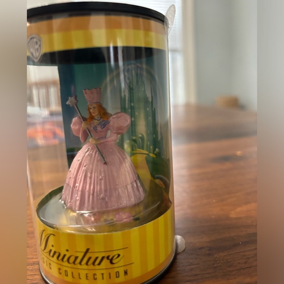 1999 Wizard of Oz miniature classic collection - Glinda - Picture 2 of 7
